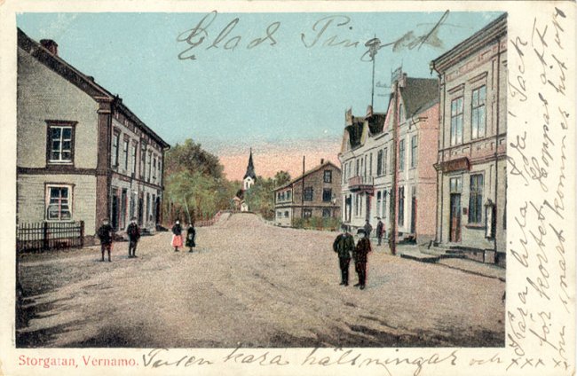 Storgatan med bron i bakgrunden