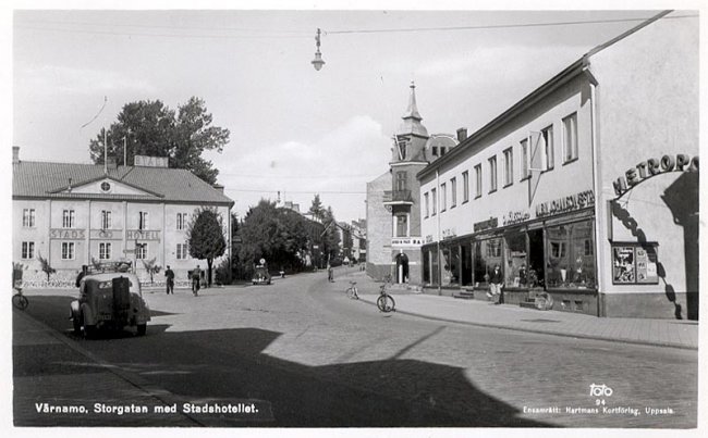 Storgatan med Stadshotellet