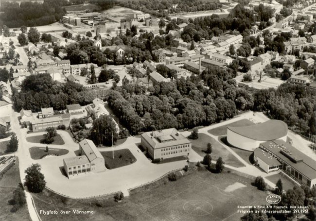 Flygfoto ver centrum av Vrnamo 1961