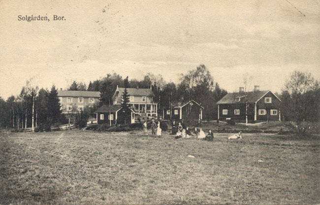 Solgrden, Bor