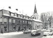 Julstmning vid de vlbevarade husen vid Storgatan i Vrnamo 1969